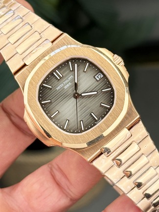 Patek Philippe Saatleri: Zarafetin ve İnovasyonun Sembolü