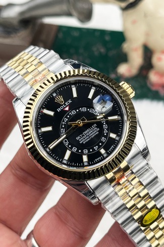 Rolex: Zamana Meydan Okuyan İkonik Saatler