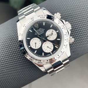 Rolex Cosmograph Daytona Gümüş Kasa Siyah Kadran Yeni Sezon