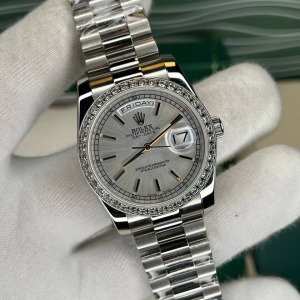 Rolex Daydate 36 Mm Gümüş Kasa Gri Kadran Taşlı Bezel 