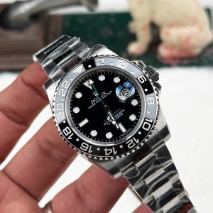  Rolex Gmt Master II Siyah Bezel Oyster Kordon Super Clone