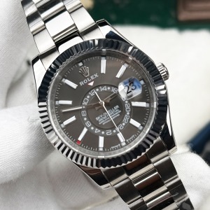 Rolex Sky Dweller 326933 Yeşil Kadran Oyster Kordon Replika 