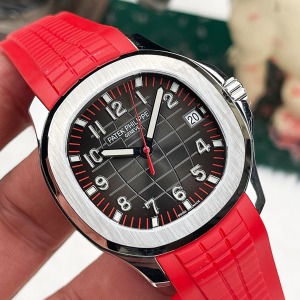 Patek Philippe Aquanaut Kırmızı Silikon Kordon Super Clone